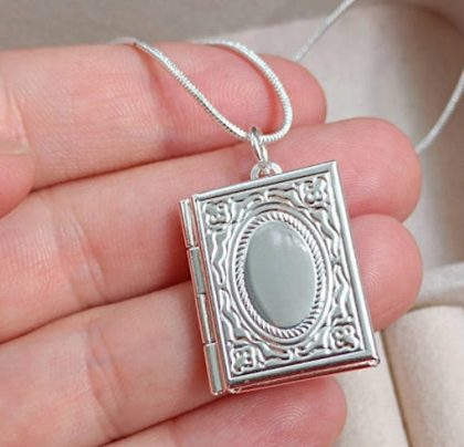 Collar plata Relicario