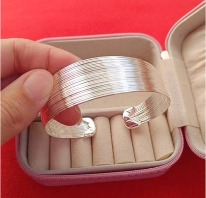 Pulsera plata ajustable
